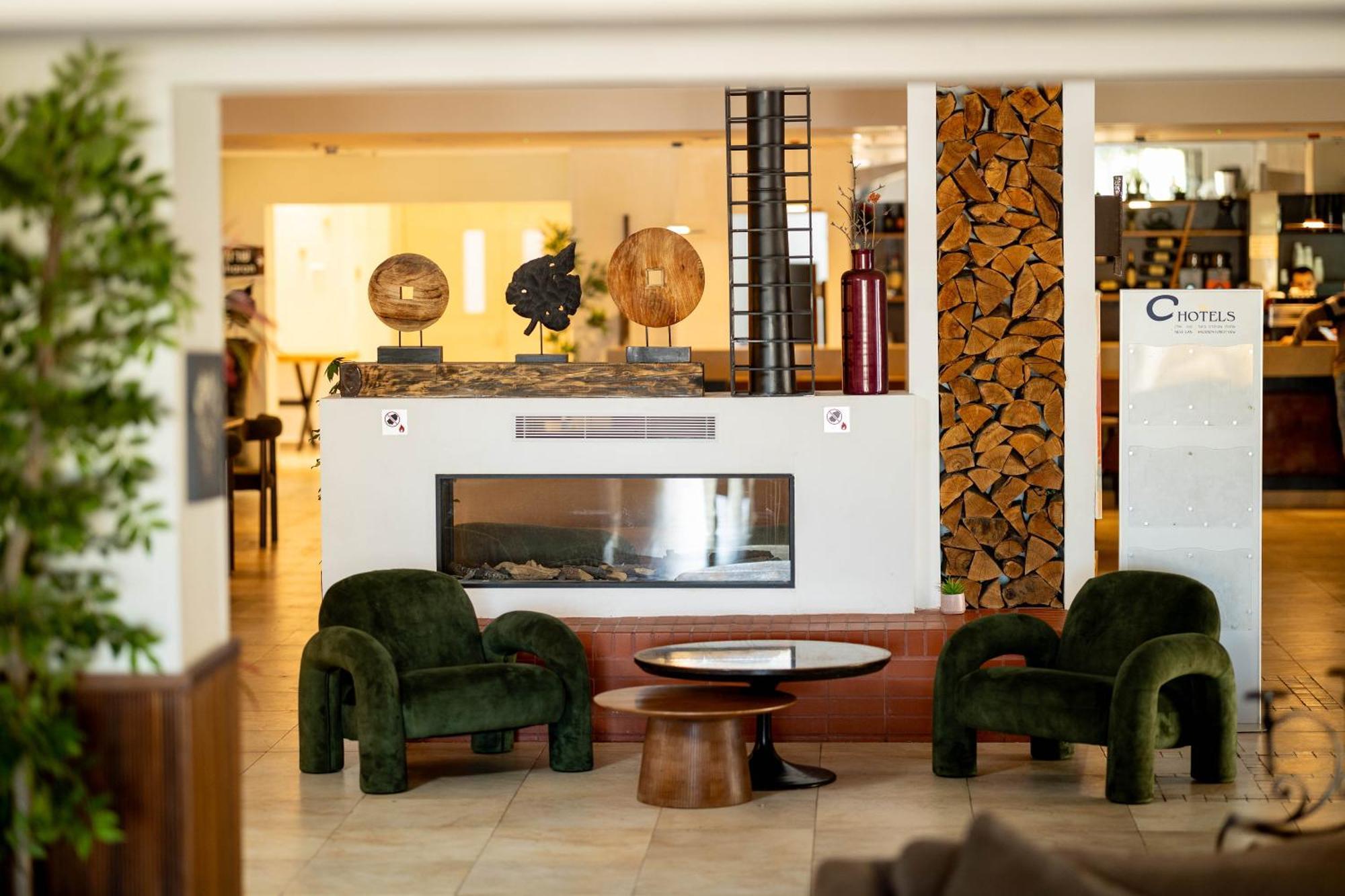 C Hotel Neve Ilan Kültér fotó