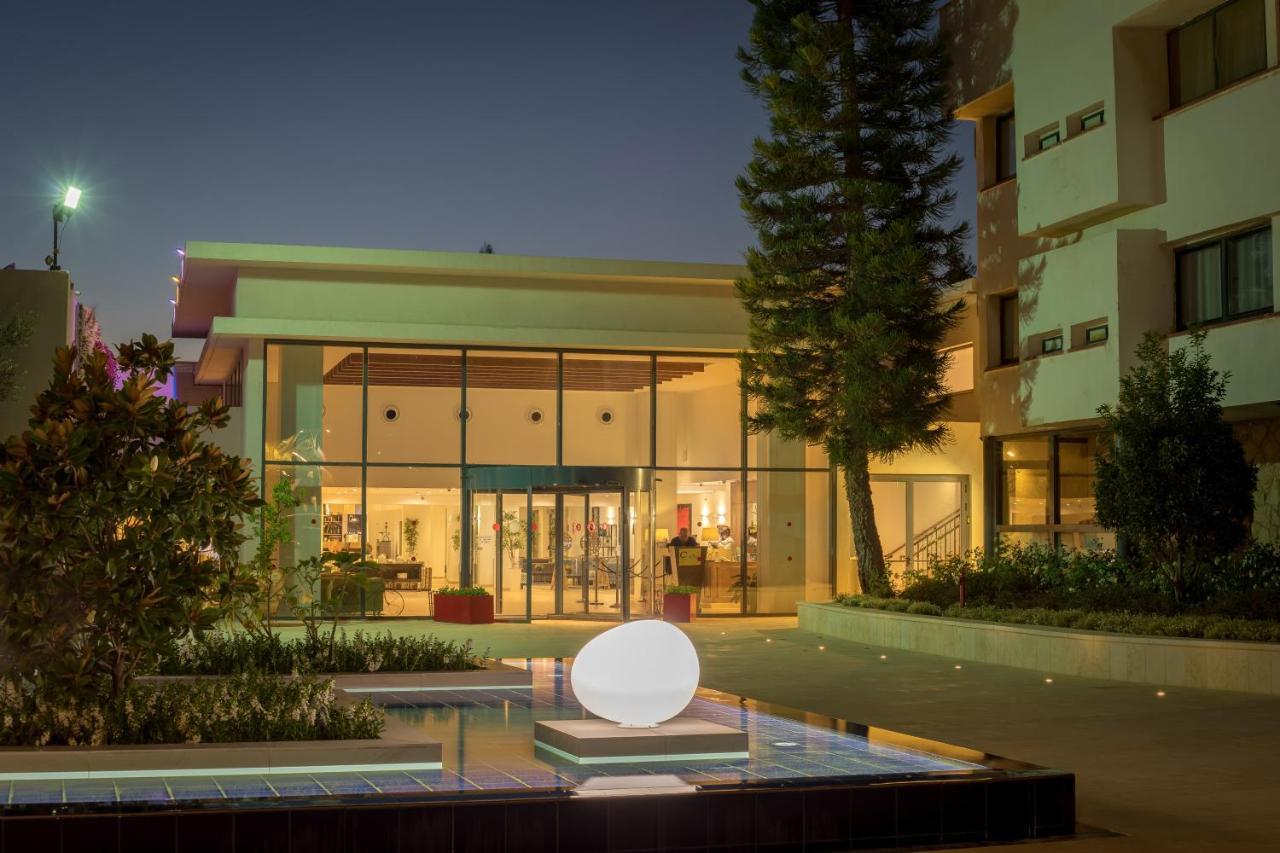 C Hotel Neve Ilan Kültér fotó